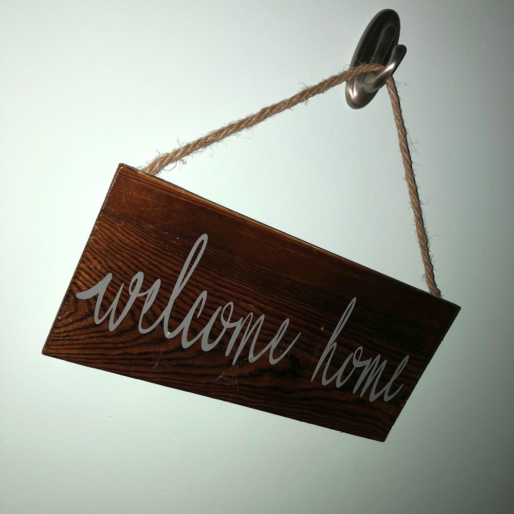 Welcome Home Sign - Picture 3 of 3